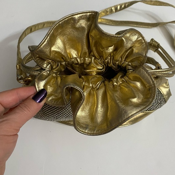 Vintages Whiting and Davis International Bucket Drawstring evening Gold bag - Picture 10 of 16